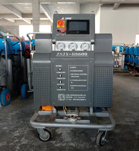保溫層噴涂機器(圖3) 液壓H5600聚氨酯發泡噴涂機